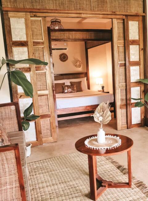 Greenhouse Siargao Roadside Boutique Apartments ゼネラル・ルナ エクステリア 写真